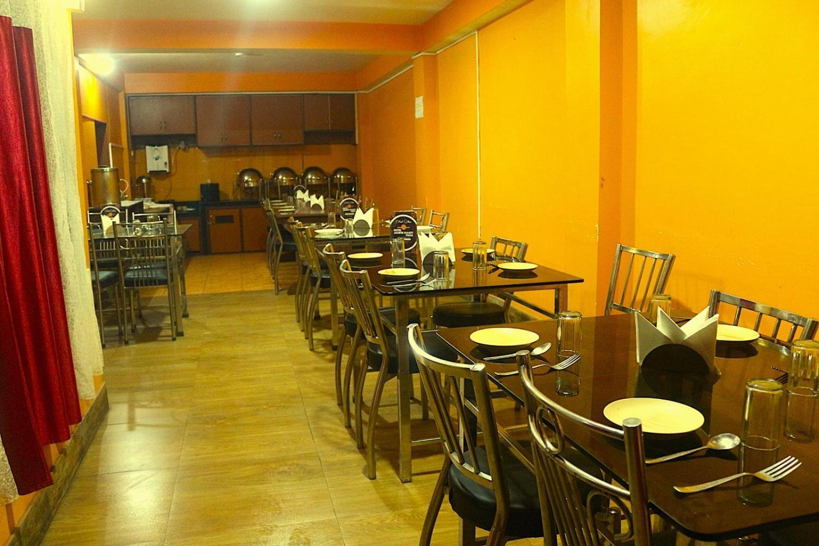 Hotel Jaswin Shanti Priya Darjeeling  Exterior photo