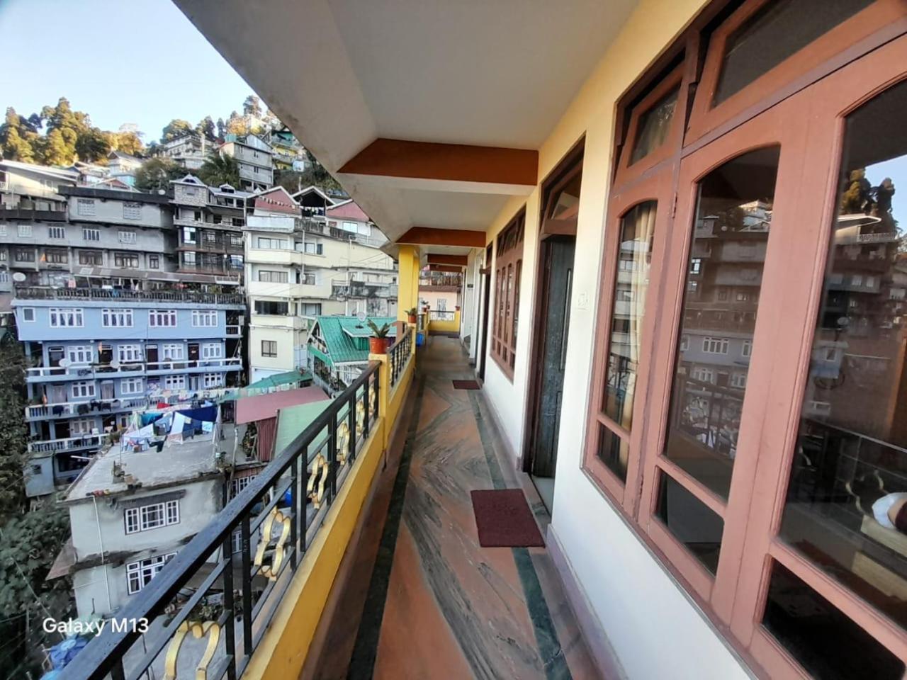 Hotel Jaswin Shanti Priya Darjeeling  Exterior photo